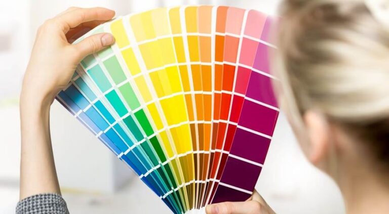 Logo color selection